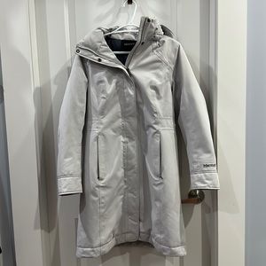 Waterproof Marmot coat lightly used good quality. Size small. Light weight.